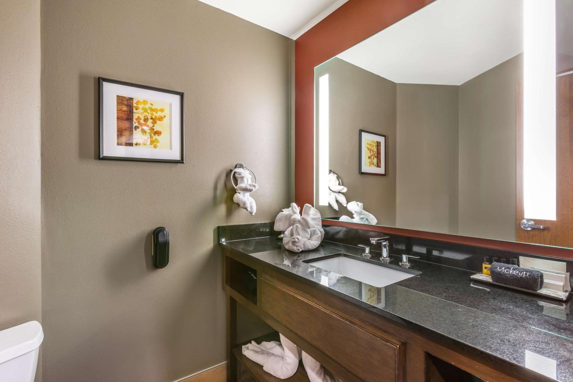 Best Western Premier Ivy Inn & Suites Cody Luaran gambar