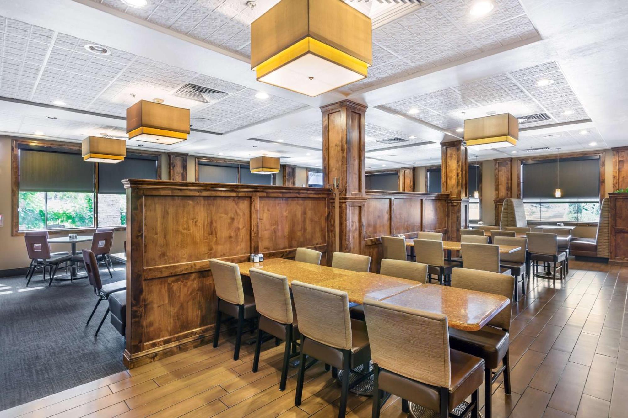 Best Western Premier Ivy Inn & Suites Cody Luaran gambar
